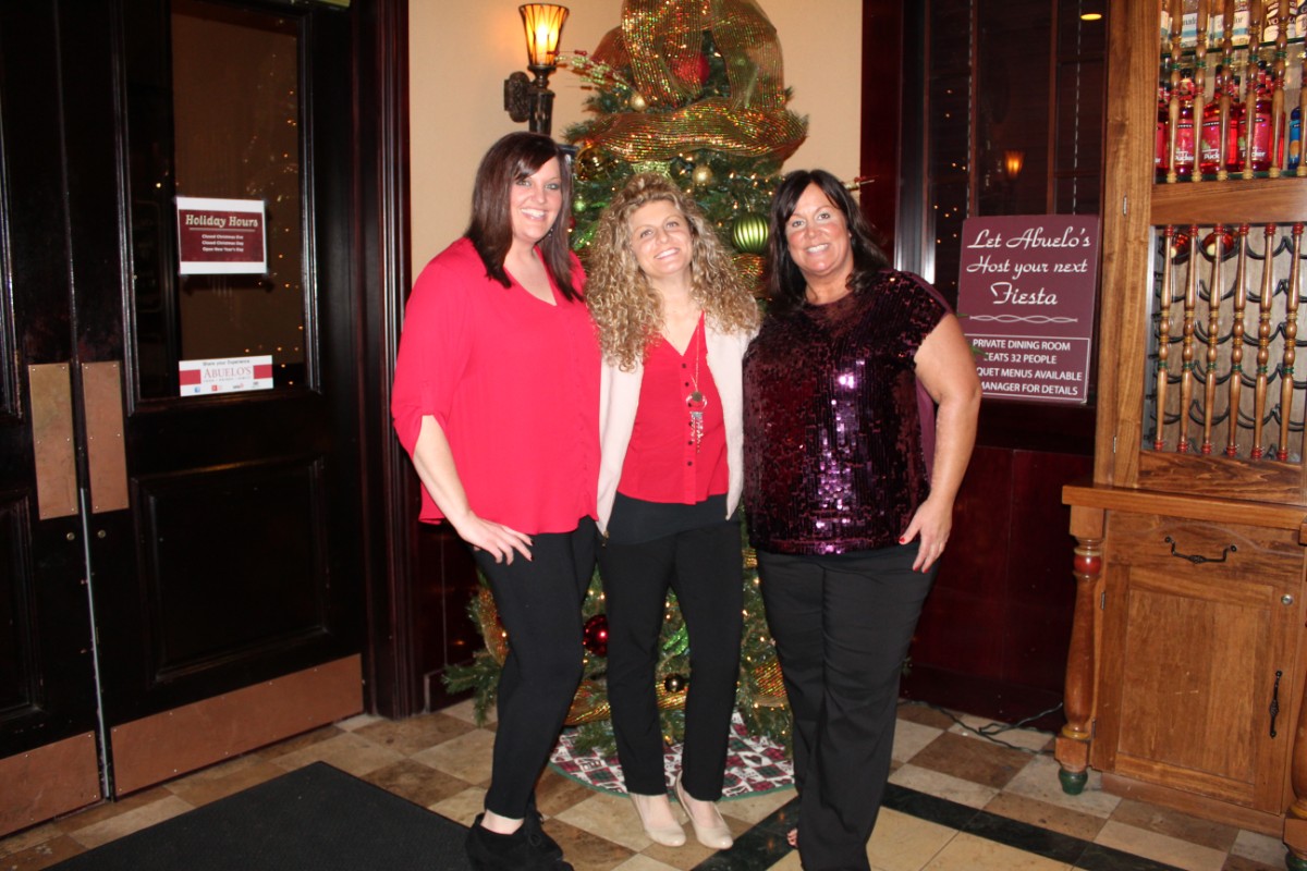 Holiday-Party-at-Abuelos-01