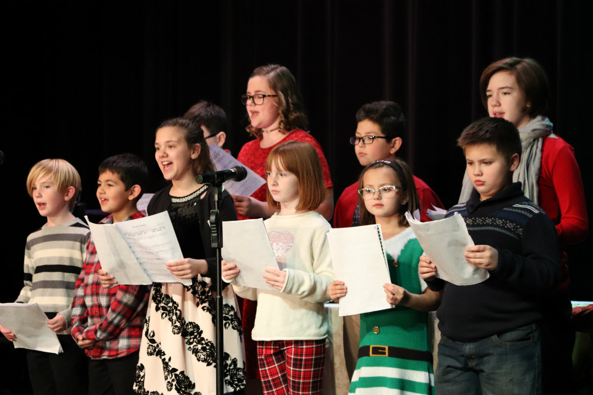 Home-for-the-Holidays-2017-04