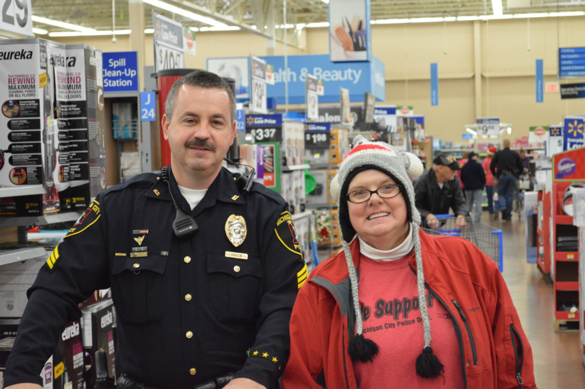 IKORCC-Shop-with cop 3