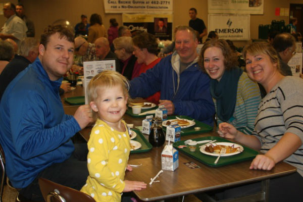 Kiwanis-Pancake-Breakfast-2013-1