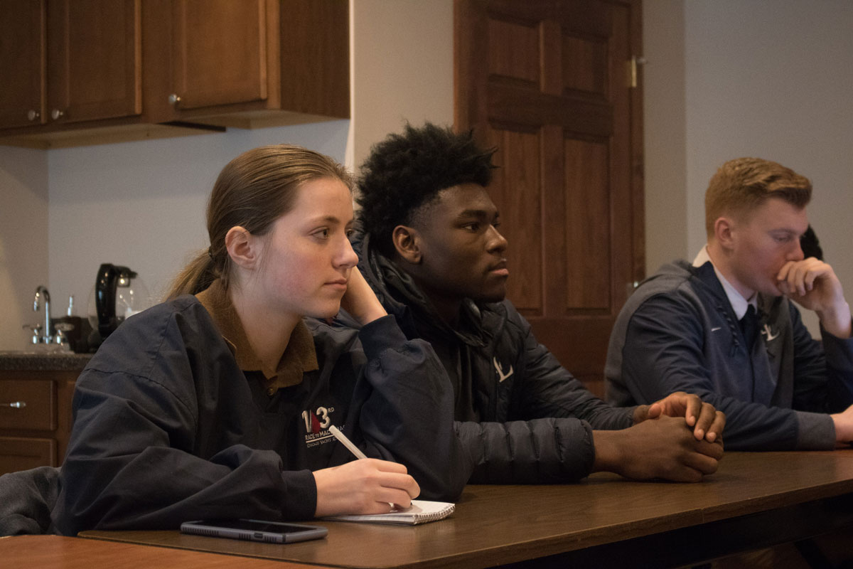 La-Porte-Mayor-Mark-Krentz-Pays-a-Visit-to-La-Lumiere-School-Journalism-Classes_02