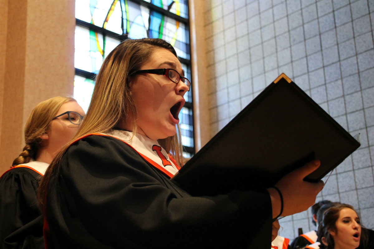 La Porte High School Choir Performs at La Porte Hospital’s First Friday in the Chapel  for February  (2)