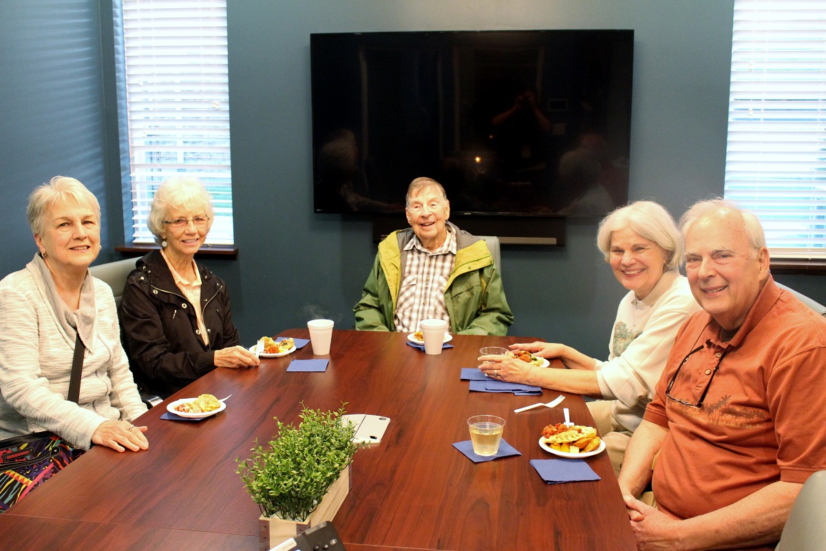 Lakes-Valpo-Ribbon-Cutting 5