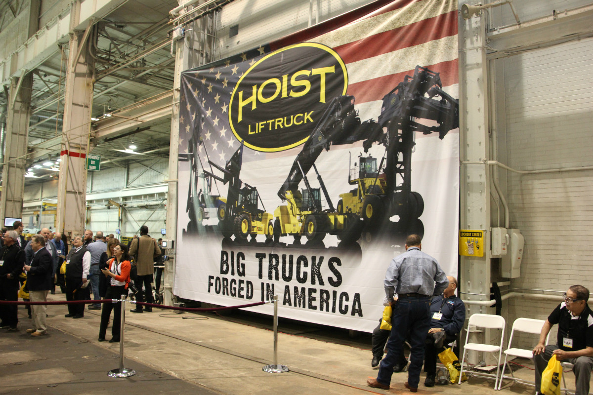 LCEA-HoistLiftruck-RibbonCutting-2