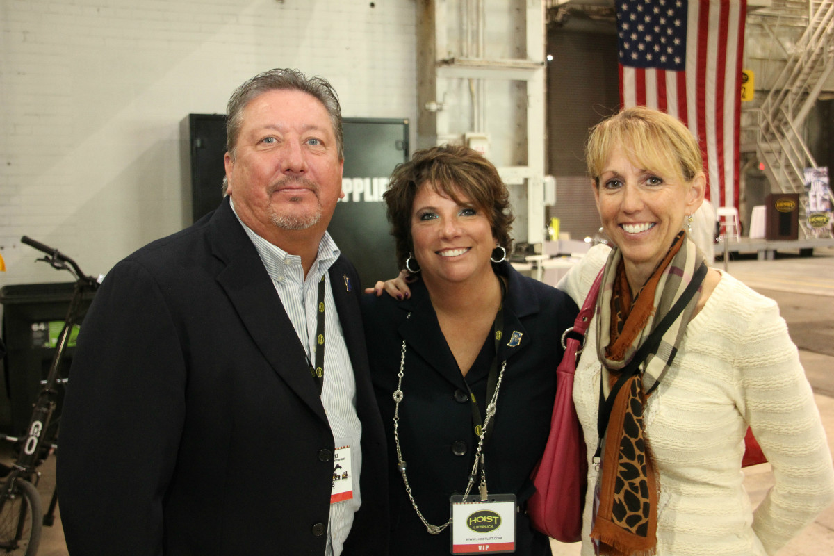 LCEA-HoistLiftruck-RibbonCutting-3