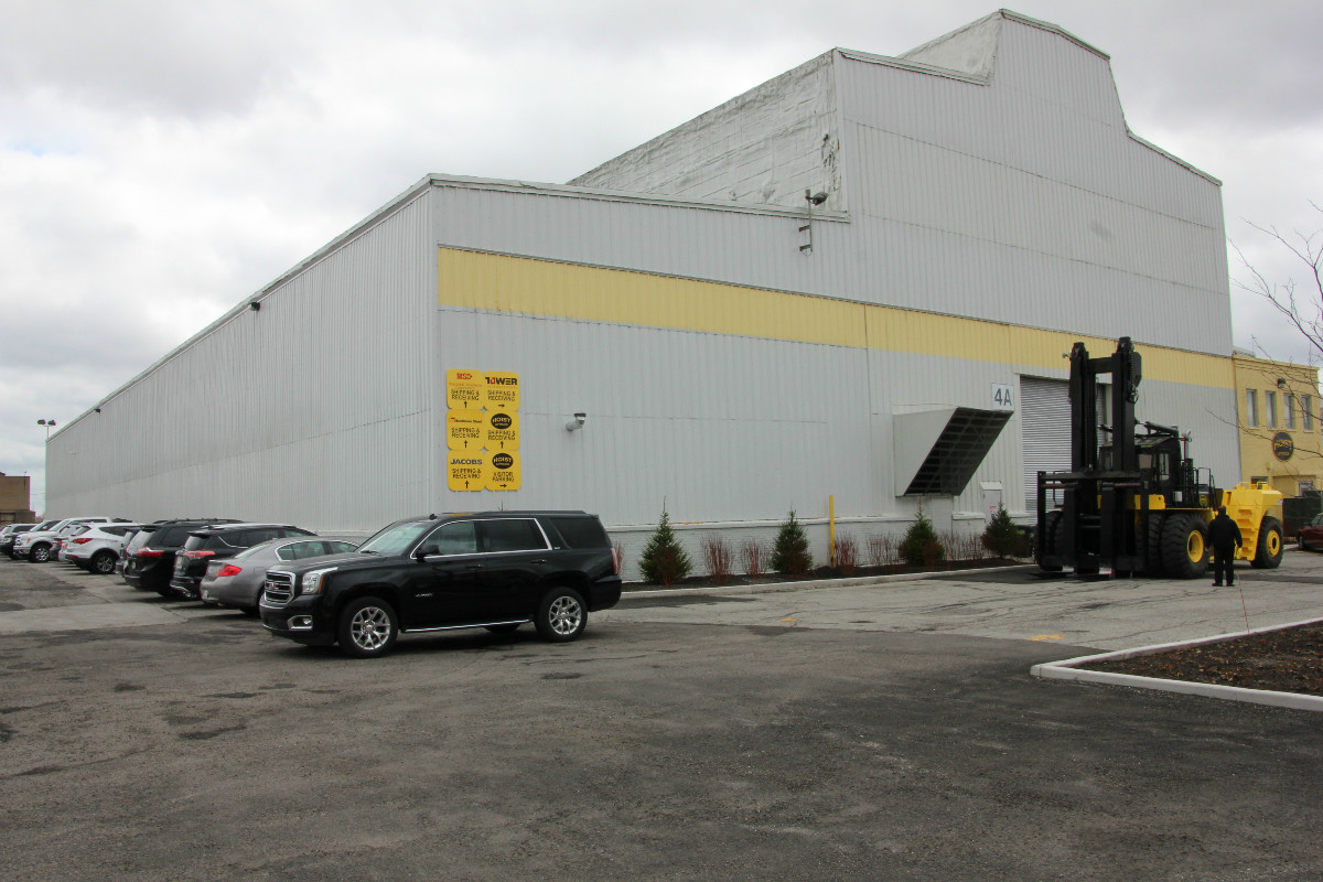 LCEA-HoistLiftruck-RibbonCutting-4