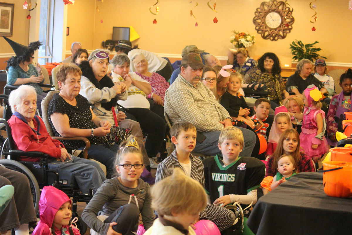 LifeCareCenteroftheWillowsHalloween5