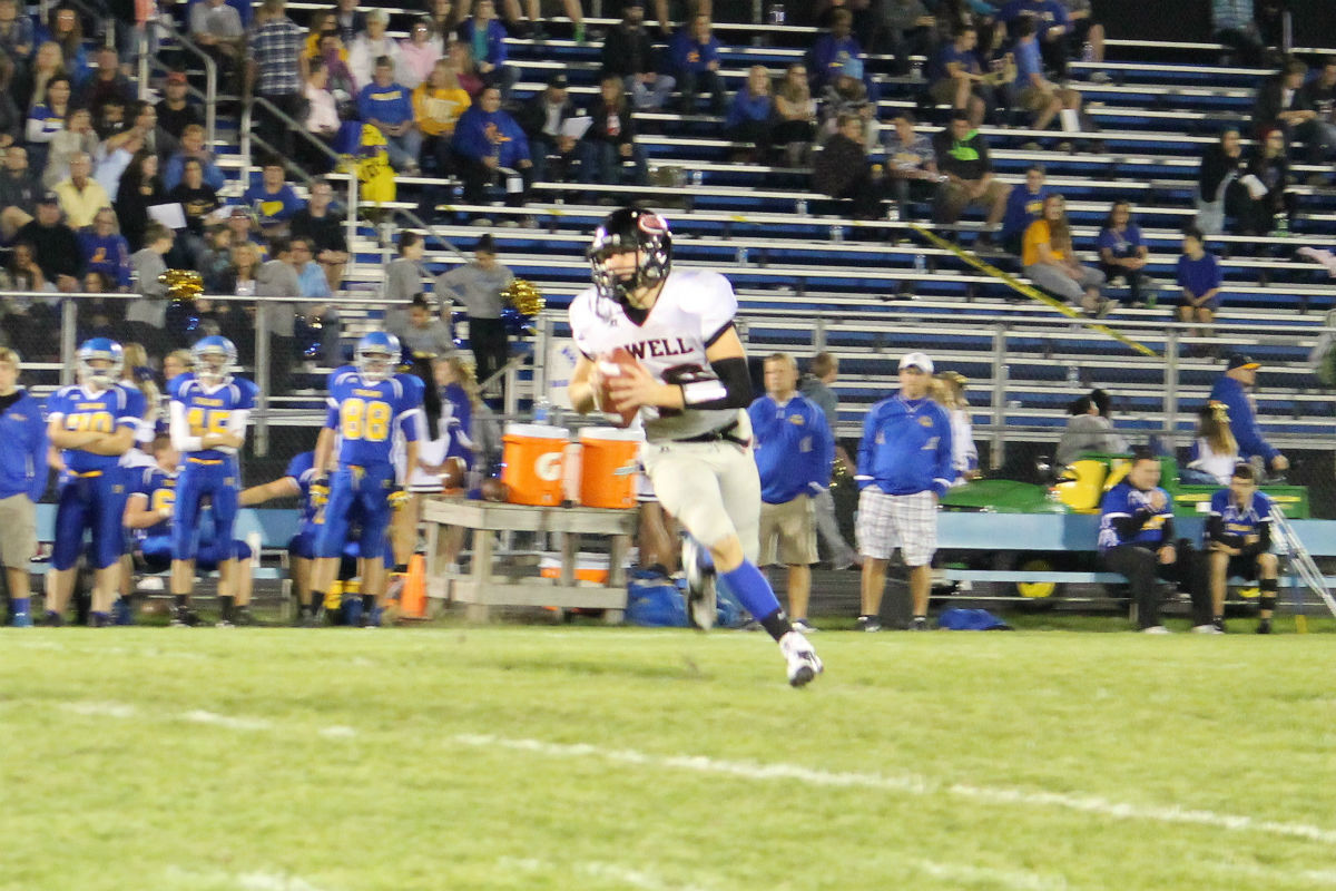Highland Hosts Lowell at Game NWILife