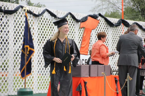 LPHS Grad 2013-4