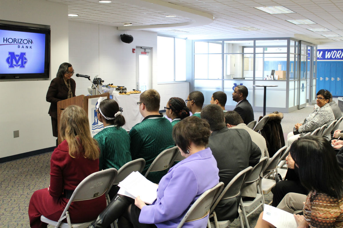 MC-Horizon-ribbon-cutting-1