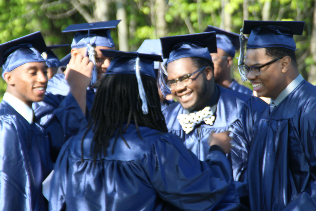 MCHS-grand-march-2016-2