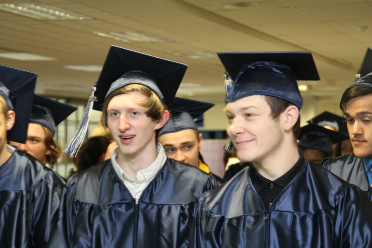 MCHS-grand-march-2016-4