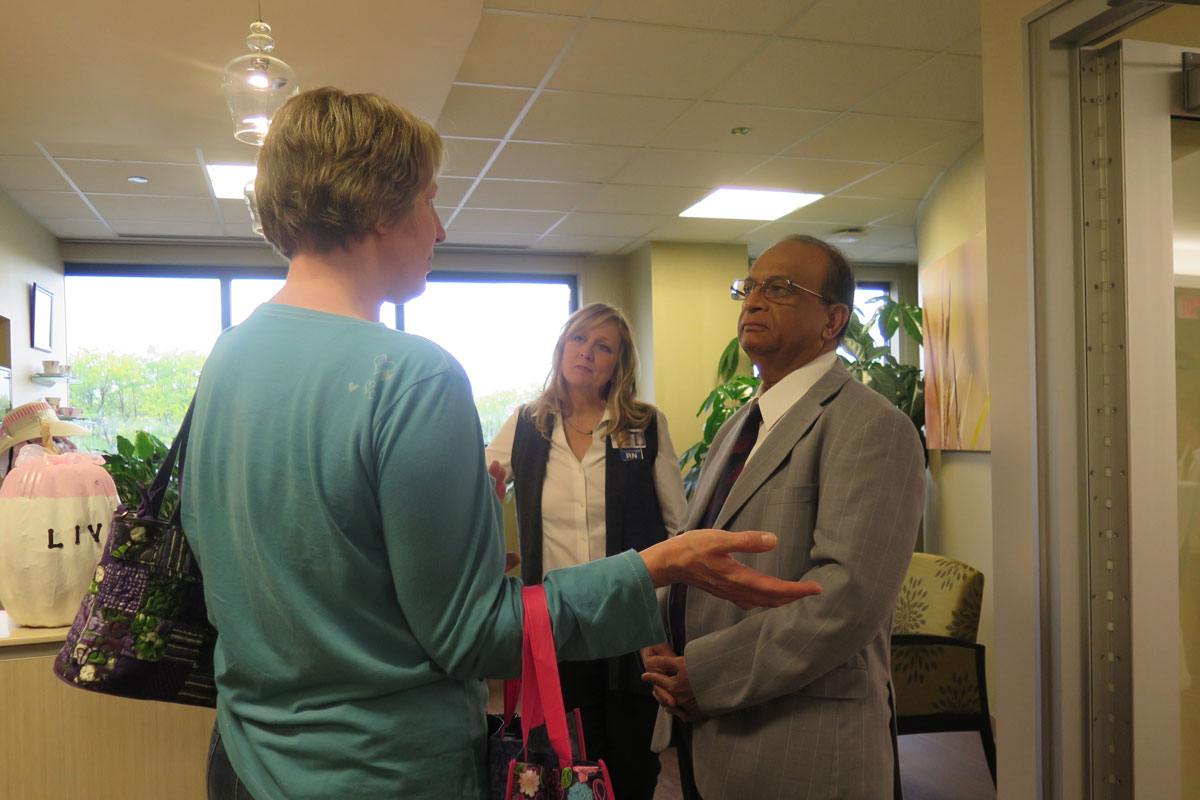 Methodist-Hospitals-Go-Pink-Open-House-2016_02