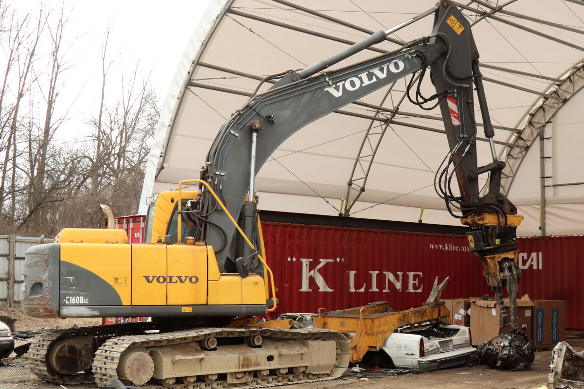 metro-recycling-making-the-most-of-materials-while-serving-their-communities_03