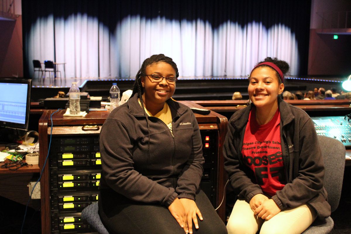 Nooses-Off-Michigan-City-High-School-Spring-Play-5