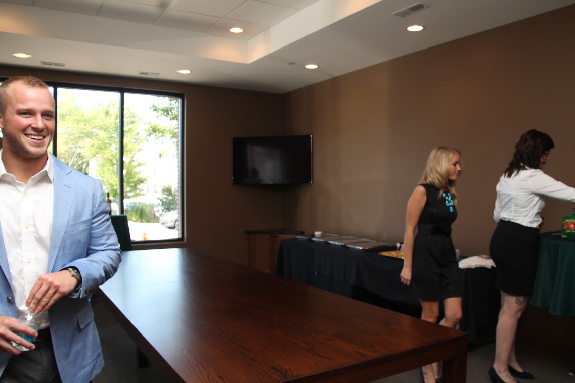 Oak-Partners-Ribbon-Cutting-2016