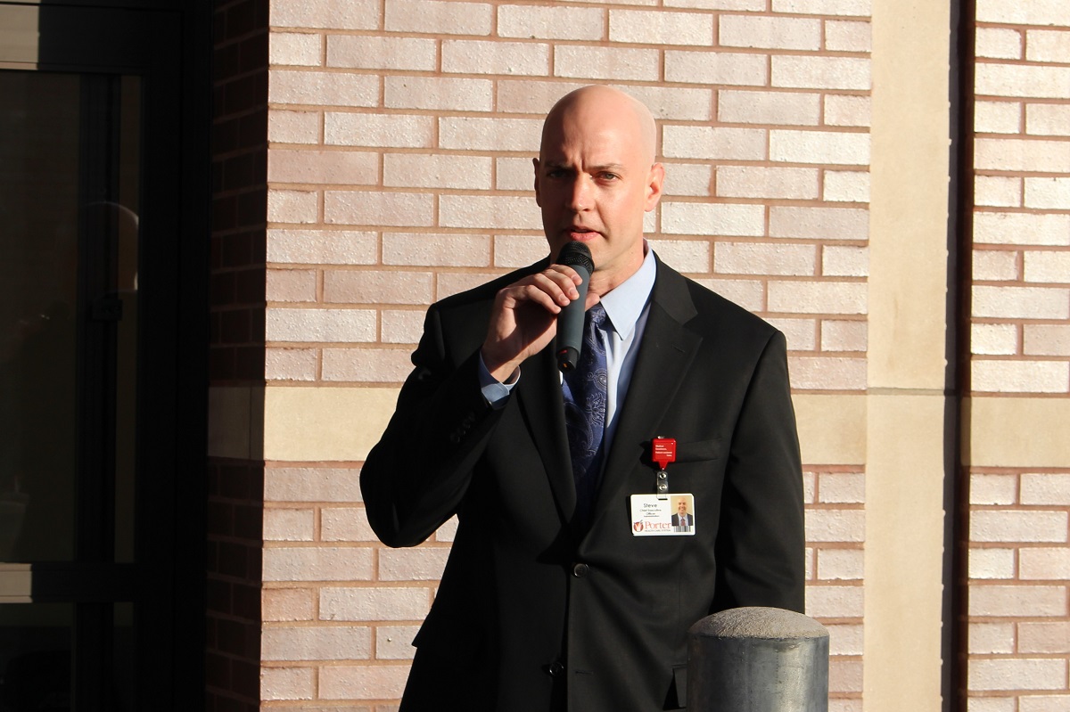 Porter-ER-Ribbon-Cutting 3