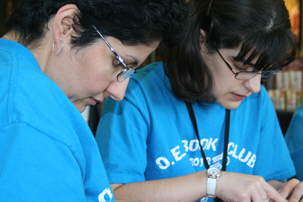 Valparaiso Barnes &amp; Noble Hosts Book Fair Fundraiser for OE