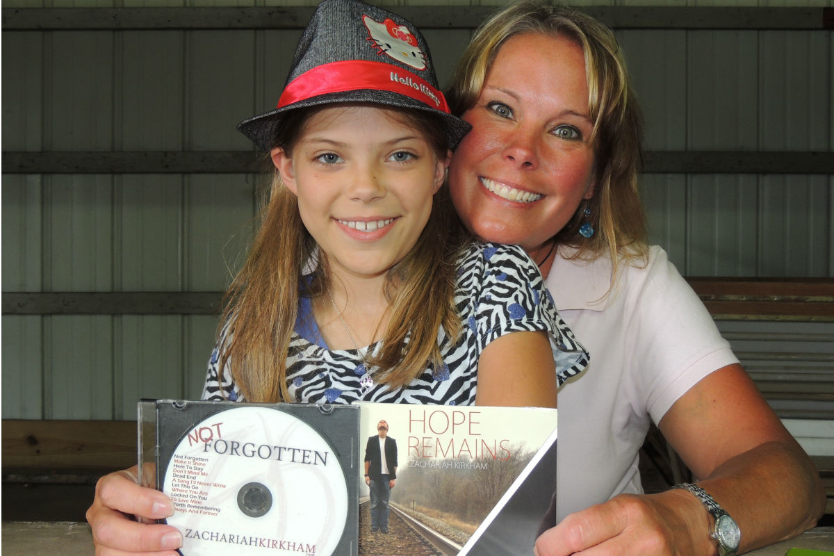 Rovey Rocks Recovery ROCKS Spreads Substance Abuse Awareness - GreatNews.Life
