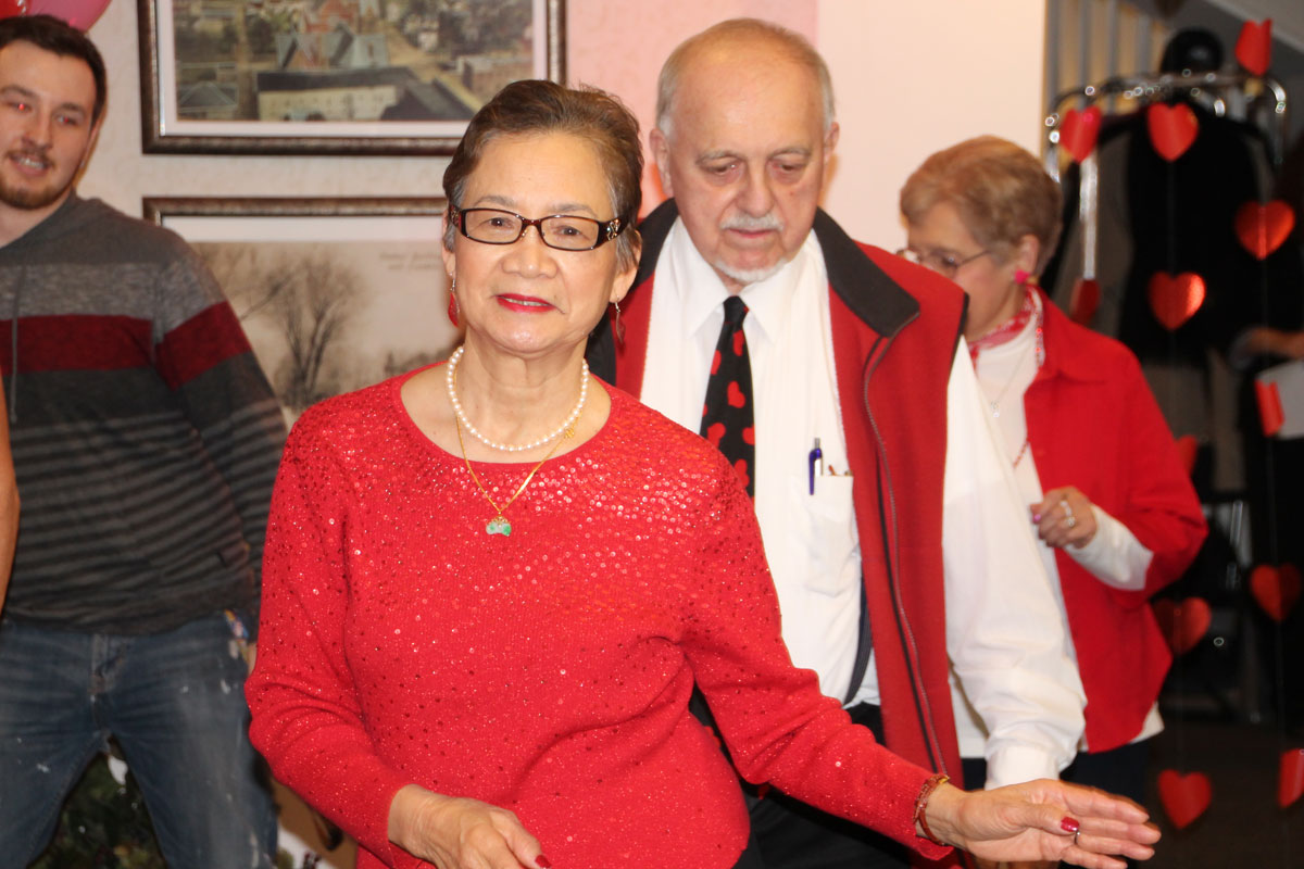 Rittenhouse-Residents-Do-the-Cupid-Shuffle-at-2017-Sweetheart-Dance-03