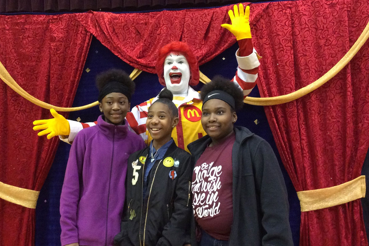 Ronald-McDonald-Surprises-Merrillville-Intermediate-School-2017_02