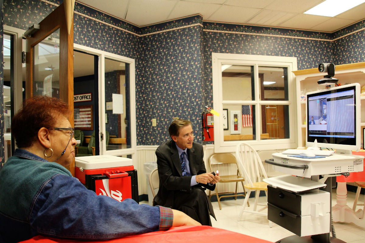 Sebo-Maxwell-Telecare-2017-04