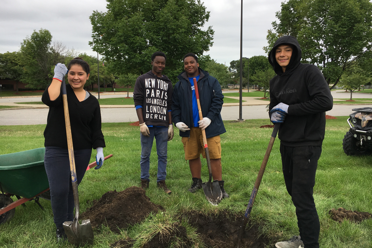 Student Conservation Association Invites Volunteers to Plant Trees in Hammond on Saturdays This Fall