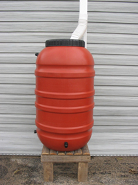 Valpo Introduces Rain Barrels to Residents, April 2014