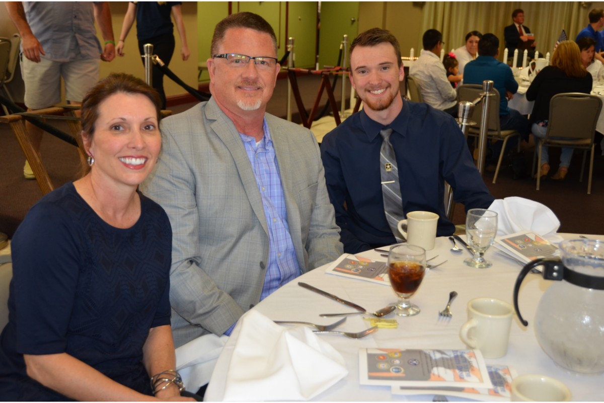 Valpo-Noon-Kiwanis-Salute-to-the-Recruits-Dinner-2018-2