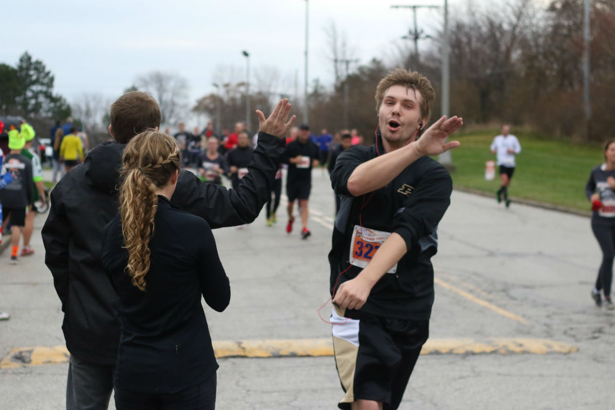 valpo-turkey-trot-2015-5