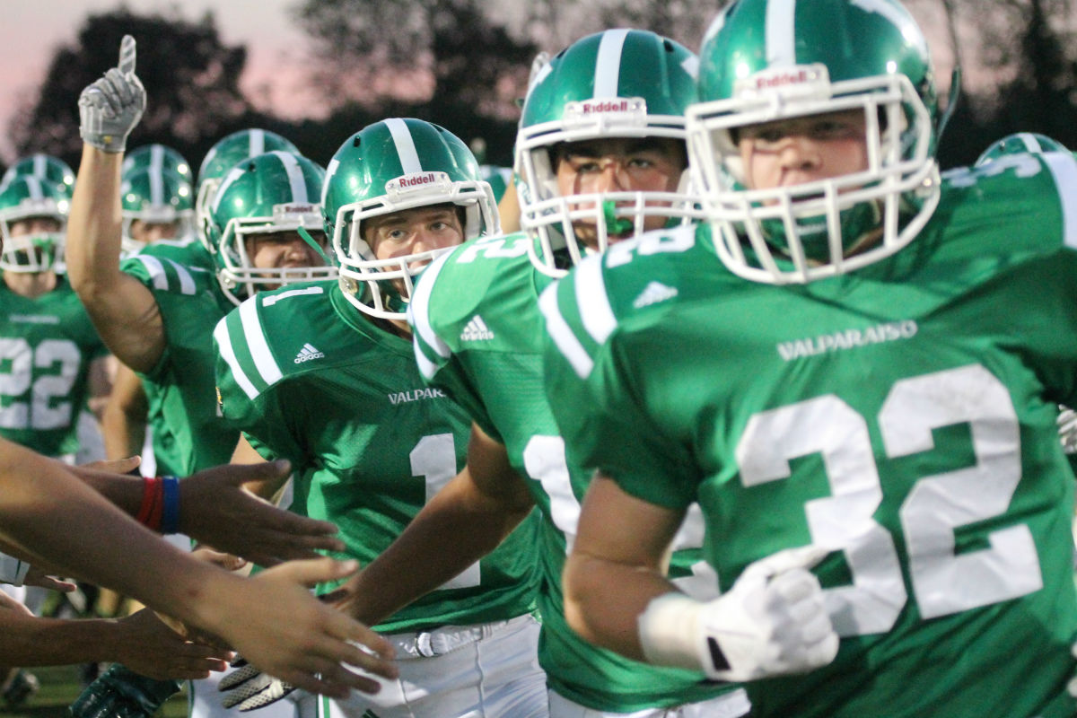 Valpo vs Chesterton Football 2014-1