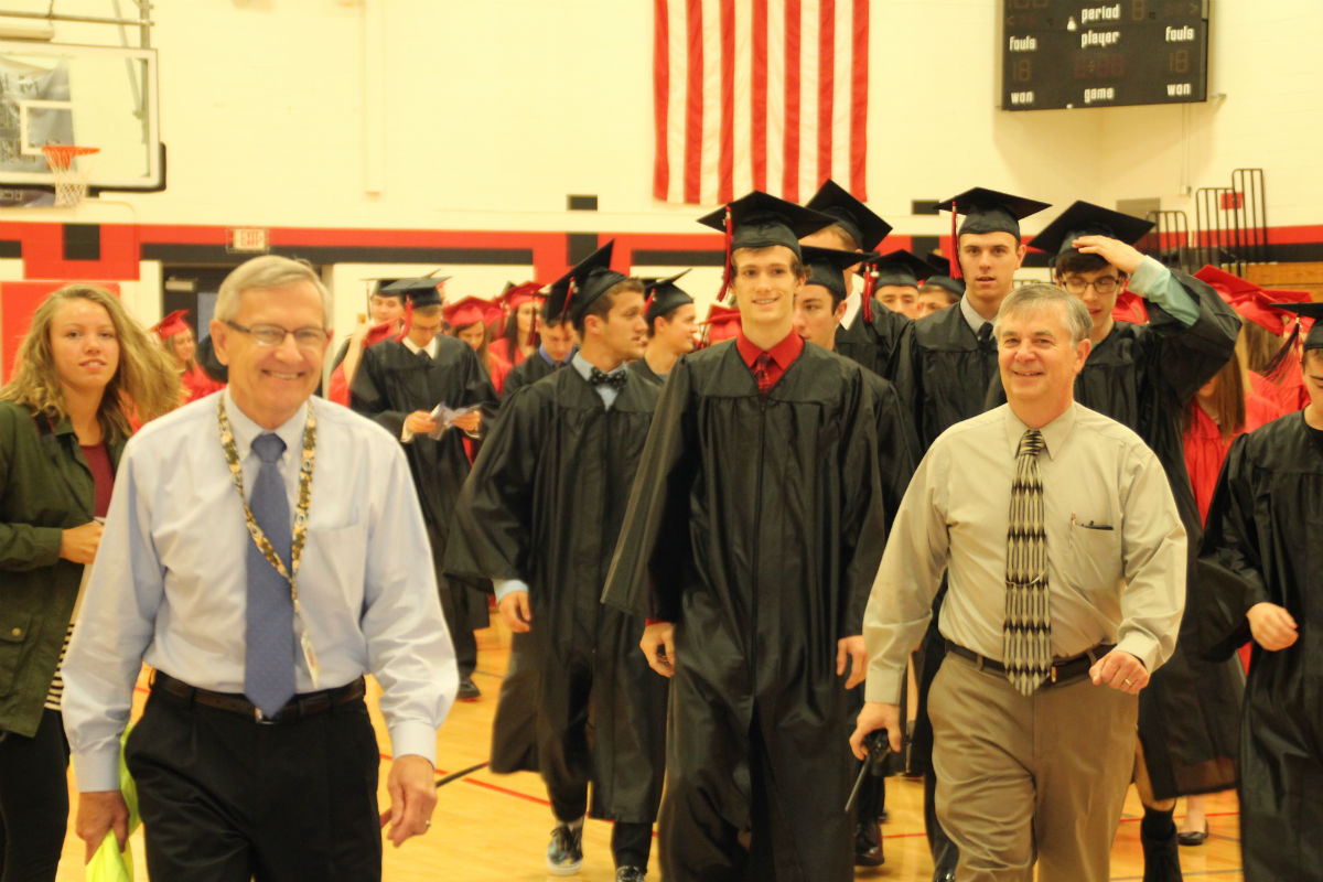 Washington-Township-High-School-Senior-Ele-Walk-1