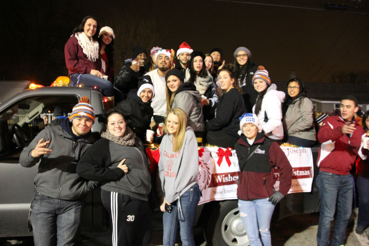 Whiting Lights Up The Night with Their Annual Illuminated Christmas Parade