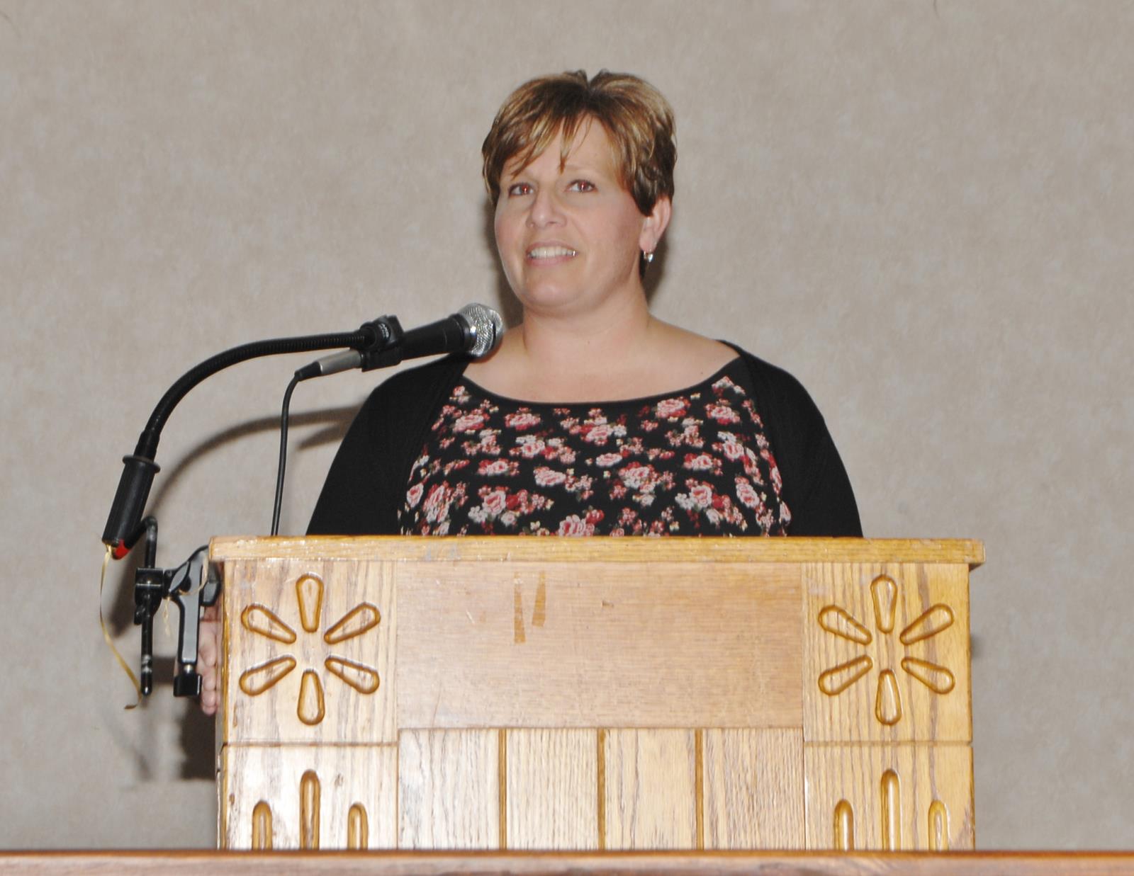 worthy-women-dinner-cont 1