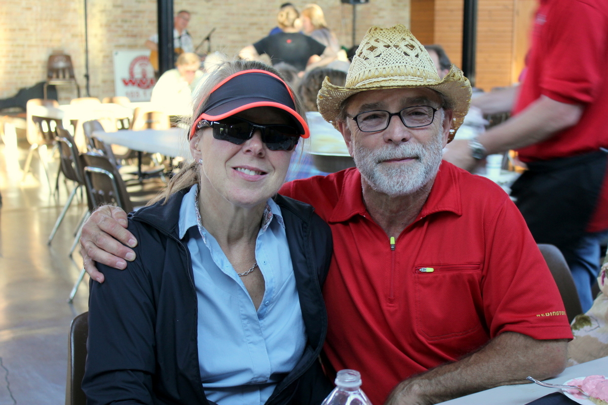 WVLP-Hog-Roast-Community-Dinner-05